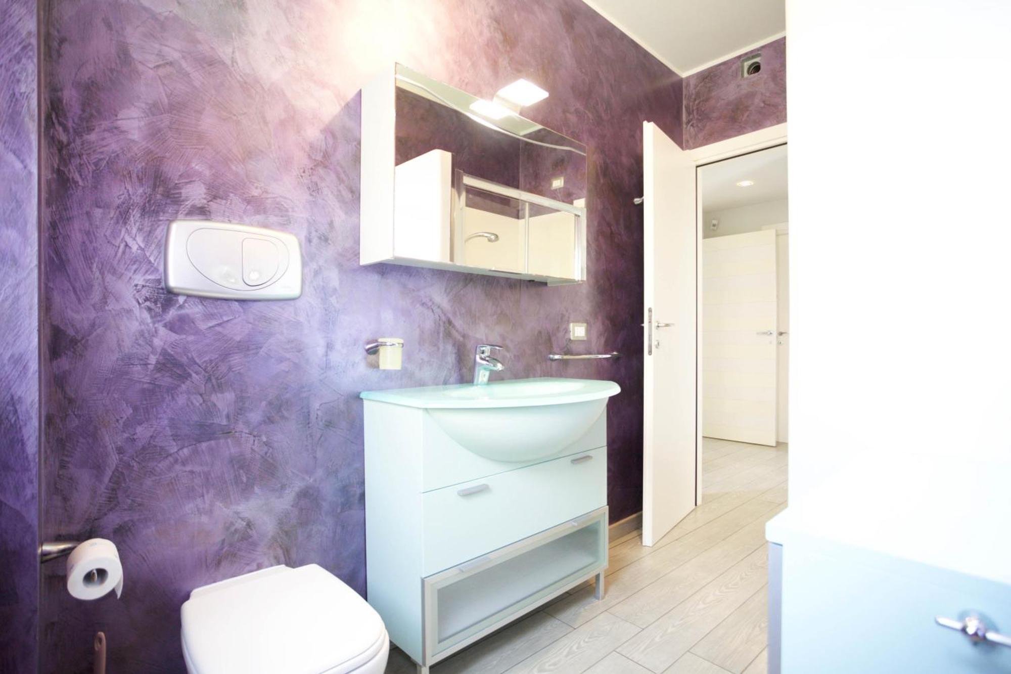 Apartment Crystal House